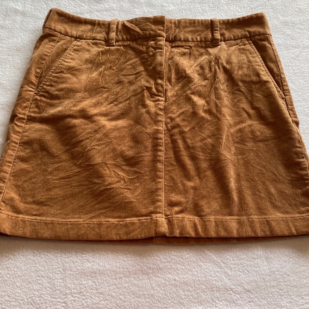 NWT - Vineyard Vines Corduroy Skirt